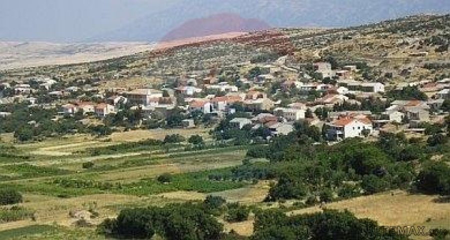 KOLAN - OTOK PAG - GRAĐEVINSKI TEREN 1614 m2 - 3