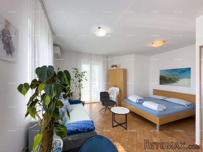 Prodajemo studio apartman (5)s parkirnim mjestom, na..