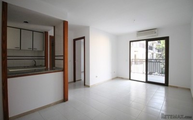 Bank foreclosure 1 bedroom apartment..