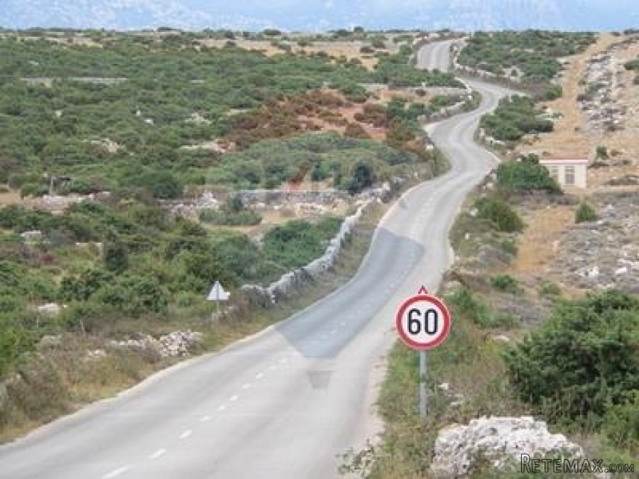 KOLAN - OTOK PAG - GRAĐEVINSKI TEREN 1614 m2 - 4