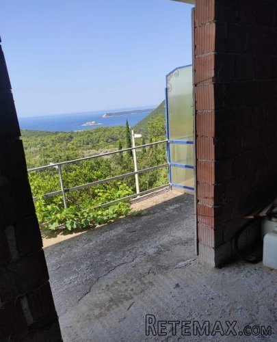 Kuca u Crnoj Gori sa pogledom na more - 14