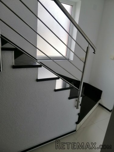 Prodajem kucu na glavnom putu Loznica-Sabac - 14