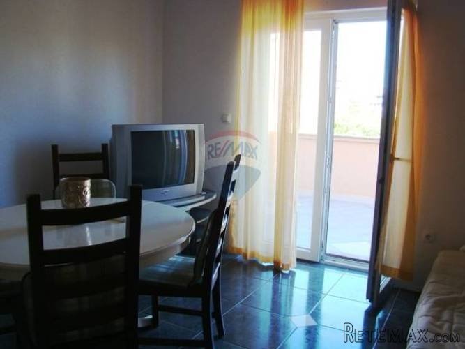 NAMJEŠTEN APARTMAN 200M OD MORA - 3