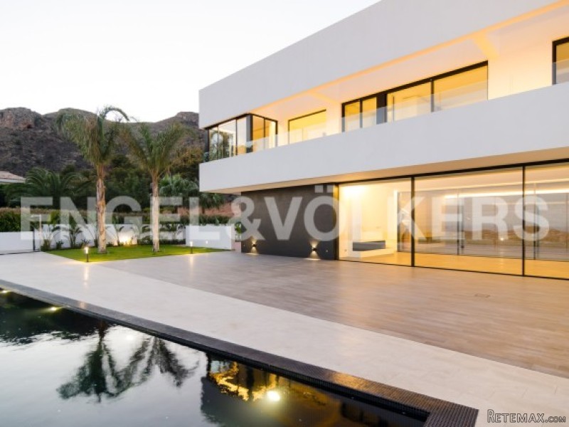 Exclusive New Villas With Views - 2