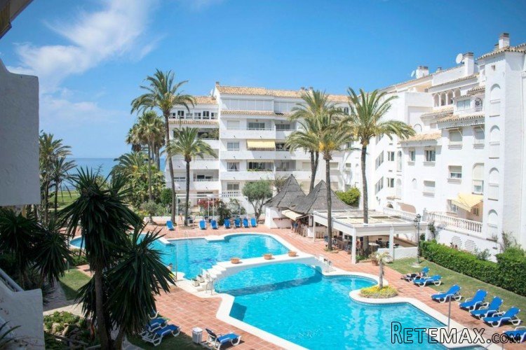 Fint frontline beach komplex i Marbesa!