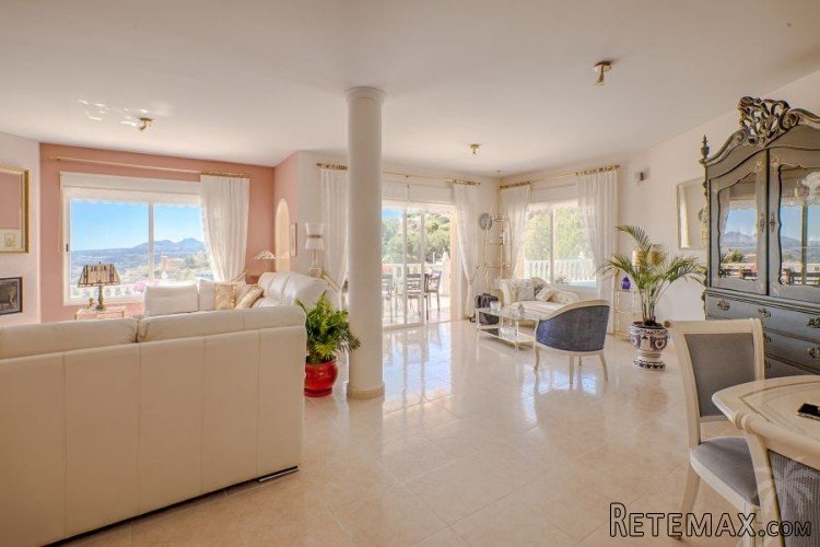 Superb villa, of excellent quality, located in a lovely.. - 6