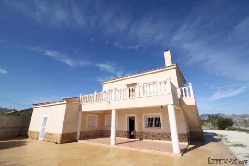 Aspe - 6 bed 3 bath villa separate..