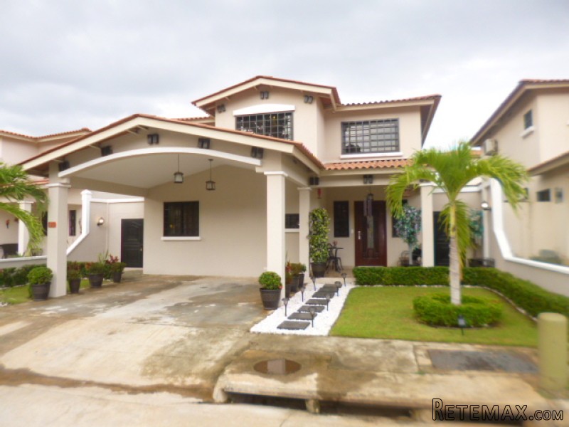 For sale house in Sunset Hills, La..