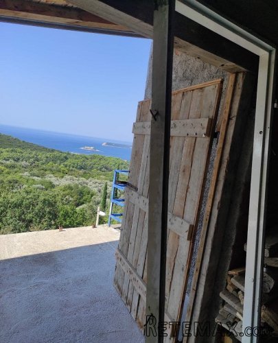 Kuca u Crnoj Gori sa pogledom na more - 17