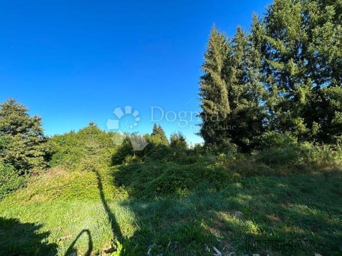 Građevinsko zemljište mirna lokacija blizu centra, Gospić - 9