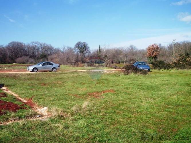 ISTRA, PULA OKOLICA, građevinska parcela za obiteljsku kuću - 3