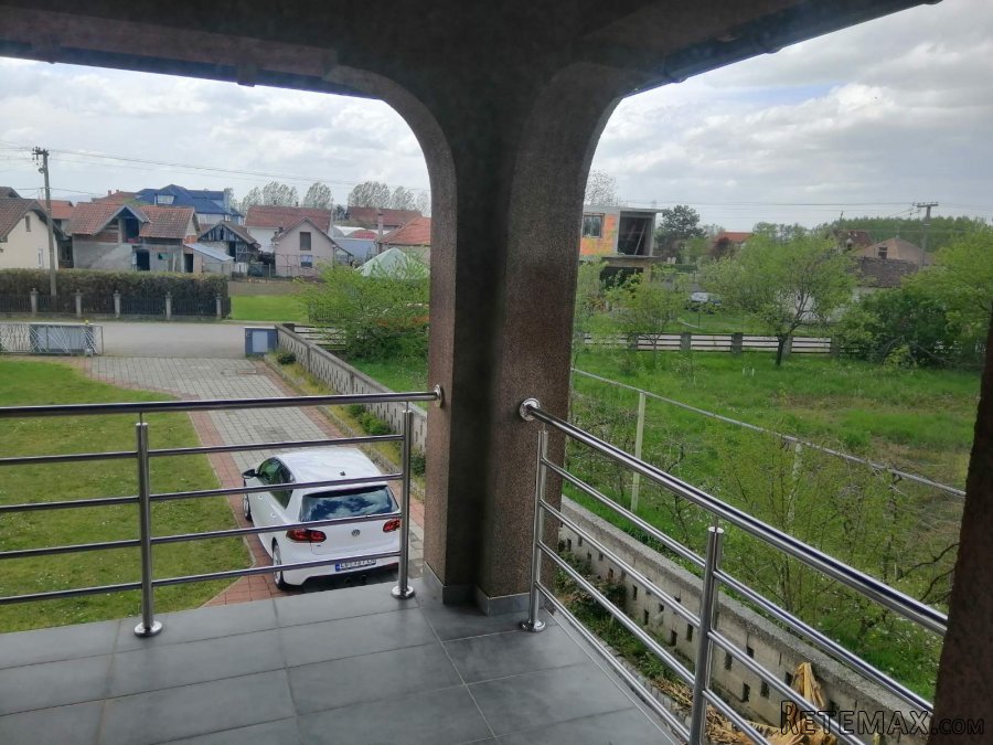 Prodajem kucu na glavnom putu Loznica-Sabac - 21