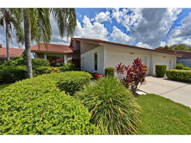 2 bedroom Town House For Sale: 3877.. - 2