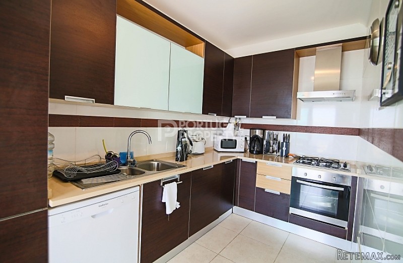 1Bed apartment overlooking beach, large.. - 2