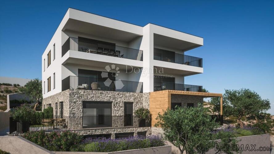 Žaborić - novogradnja jednosoban apartman 130 m do plaže sa