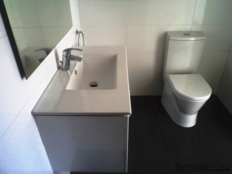 Brand NEW House in Agios Tychonas.. - 2