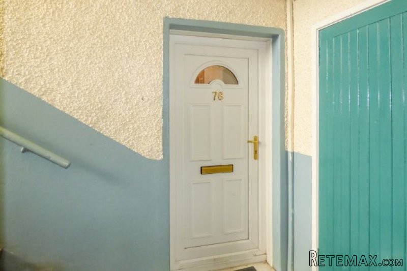 3 bedroom, Flat house for sale - 2