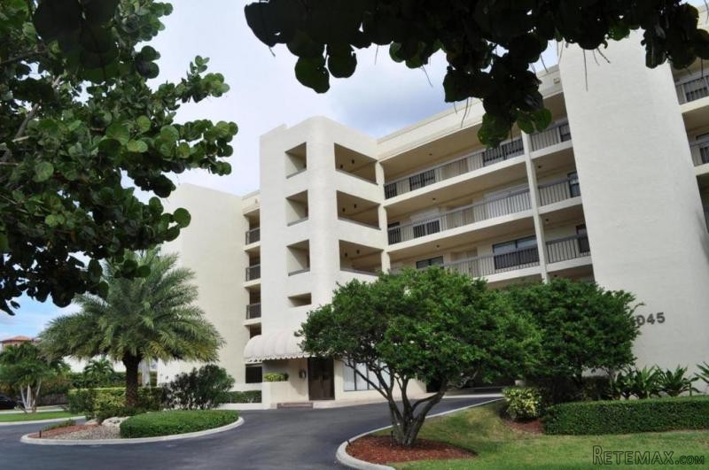 1045 Ocean Dr #301, Juno Beach, FL -..
