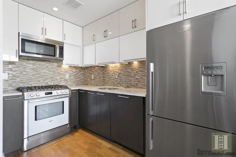 Apartment For Sale: 500 FOURTH AVENUE.. - 2