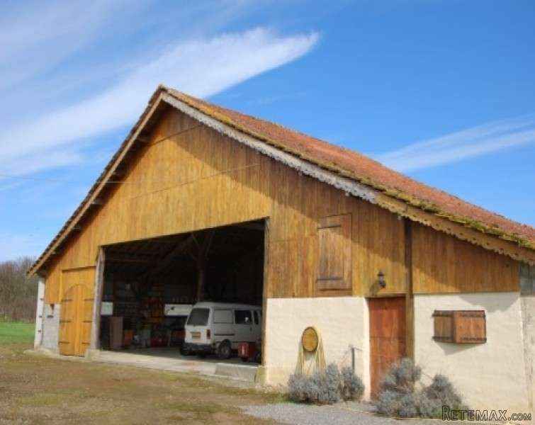 Pretty restored smallholding with.. - 2