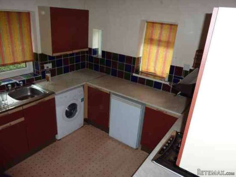 2 bedroom, Flat house for sale