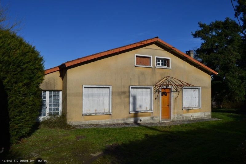 4 Bedroom Town Property to Refresh..
