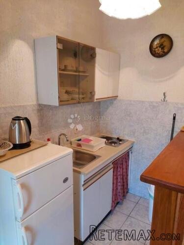 Mediteranski dragulj: kuća s apartmanima i pogledom na more - 2