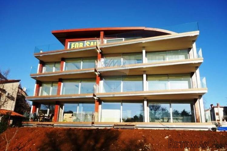 LUKSUZAN DVOETAŽNI APARTMAN U ROVINJU - 3