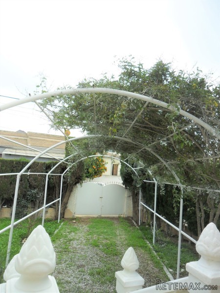 Very Large Traditional Spanish Villa..