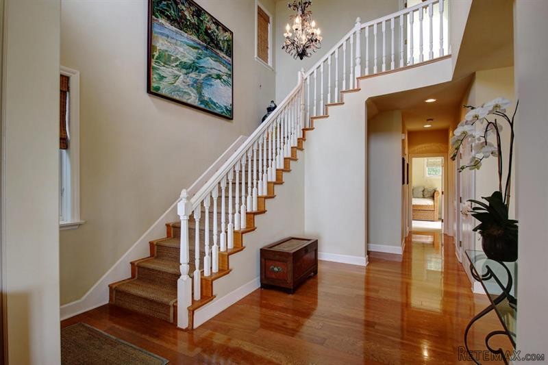 3 bedroom House For Sale: 2420 Golden.. - 2