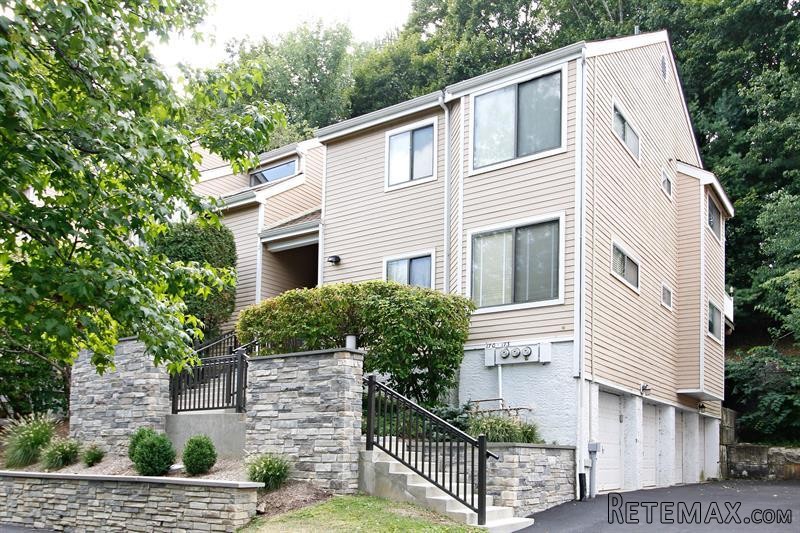 2 bedroom House For Sale: 173 Birchwood..