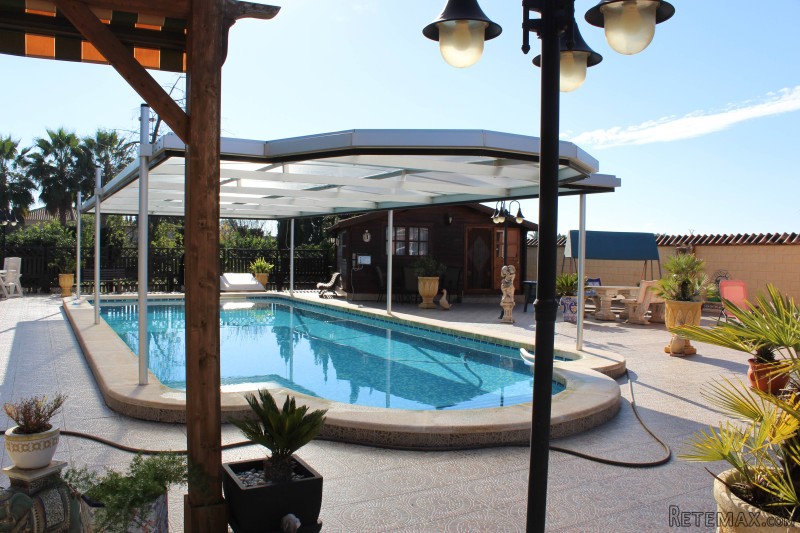 3 Bedrooms - Villa - Alicante - For Sale