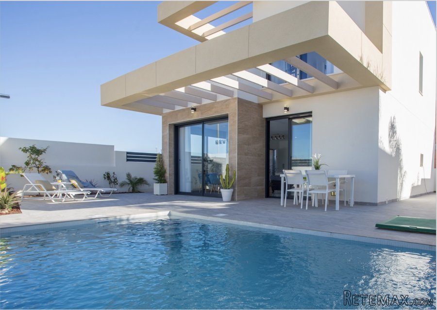 Los Montesinos is considered a quiet area, near the Finca..