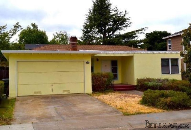 Perfectly located burlingame property