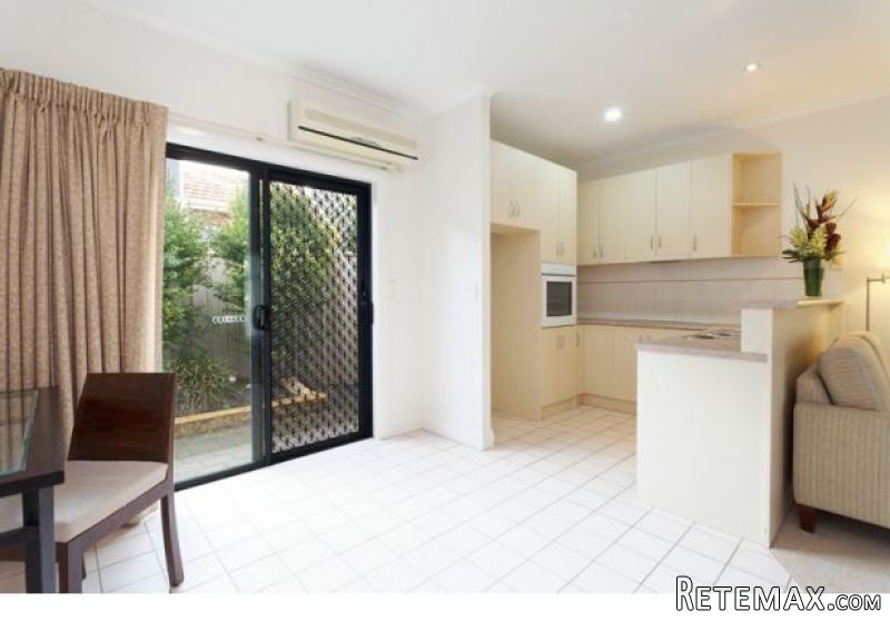 Spacious And Stylish Serviced Apartment..