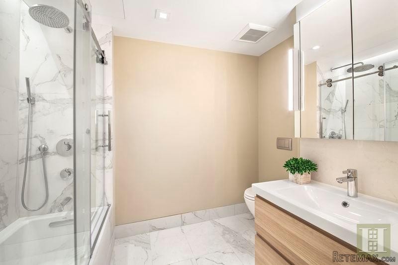 3 bedroom Apartment For Sale: 325 EAST.. - 2