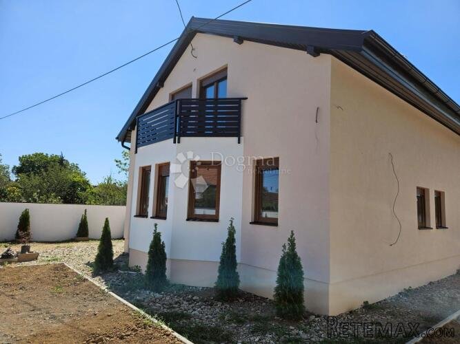 OBITELJSKI DOM U SARVAŠU, 5 SOBA, 196m2! - 3