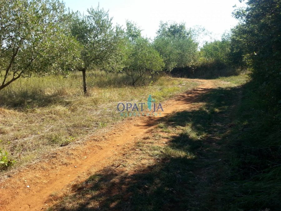 Poreč Špadići građevinsko zemljište 1383 m2 - 4