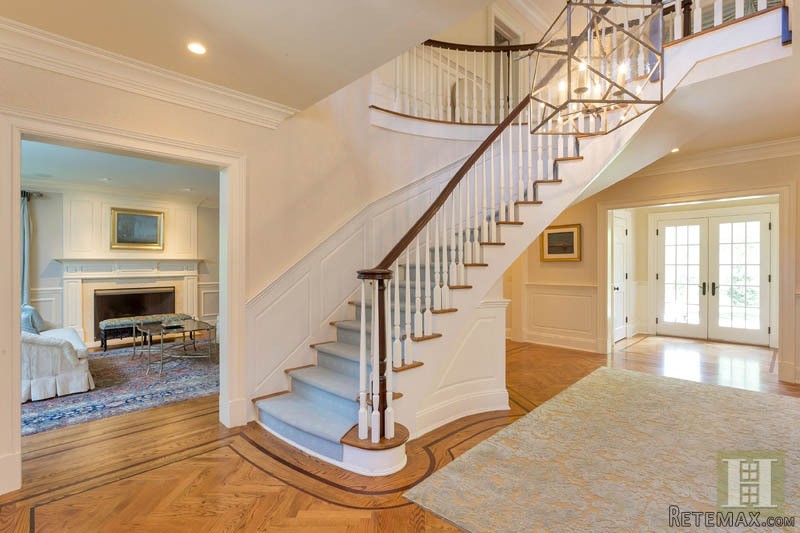 6 bedroom House For Sale: 2 VALLEY.. - 2