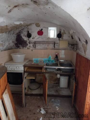 SELCE - KAMENA KUĆA ZA RENOVIRANJE - 6