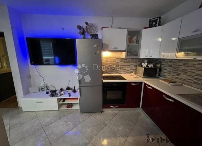 STAN - GORNJA DRENOVA, 55 m²