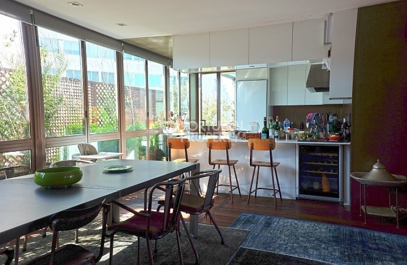 Penthouse with Spacious Terrace in..
