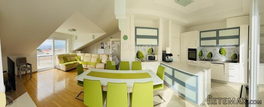 Penthouse u Baškoj Vodi – Dvoetažni, kompletno namješten