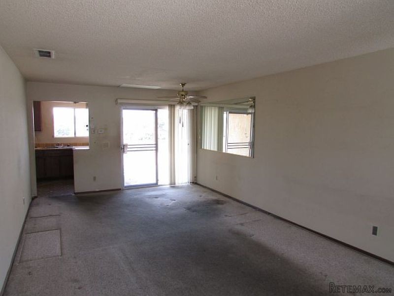 4561 Royal Oak Dr Oceanside, CA, 92056.. - 2