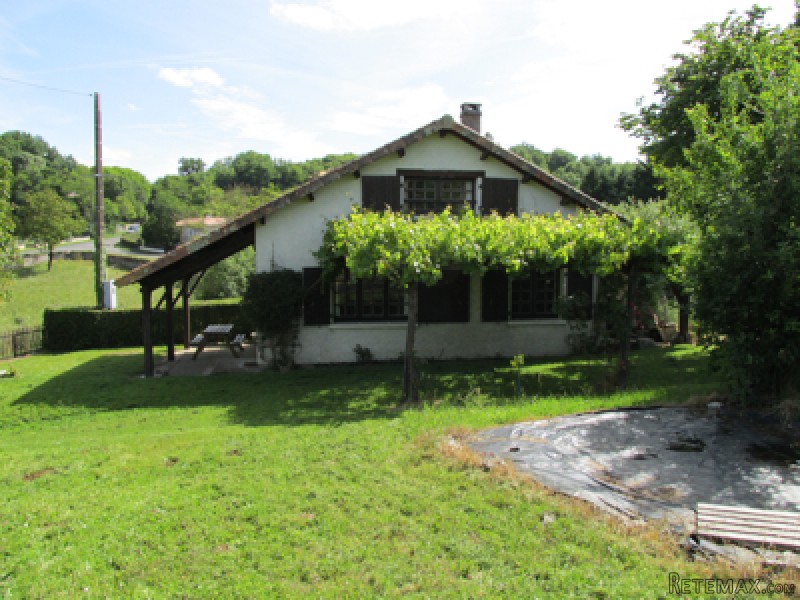 Delightful 2 Bedroom Cottage With Views