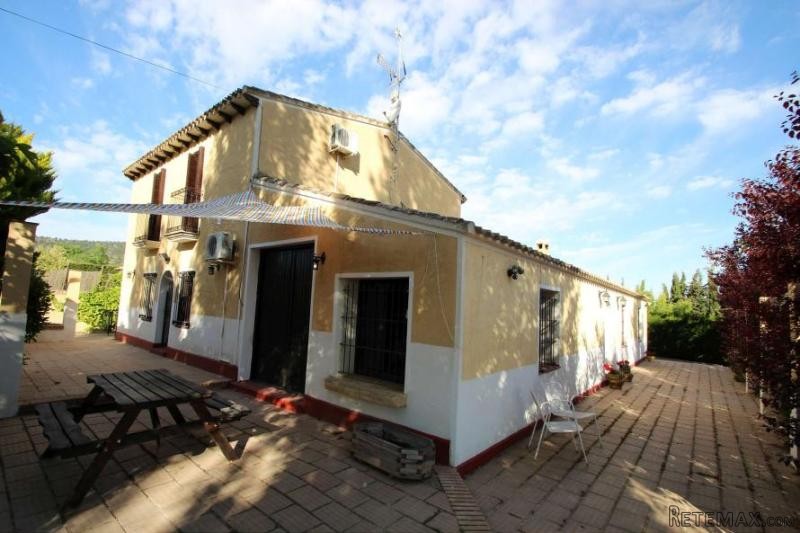 Grand Spanish country house with pool..