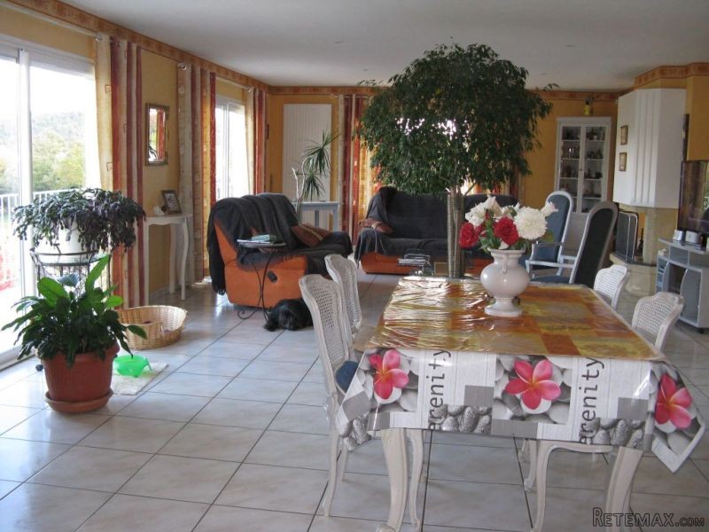 4 Bedroom Villa For Sale With Garden.. - 2