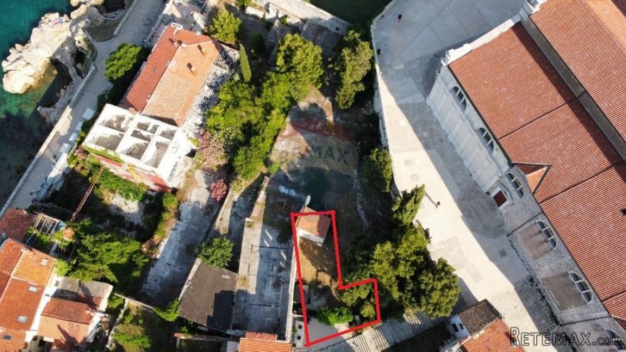 Rovinj-neponovljiva prilika za investiciju-parcela ispod crk - 6