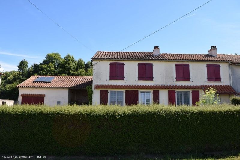 Well Proportioned 4 Bedroom Country.. - 2