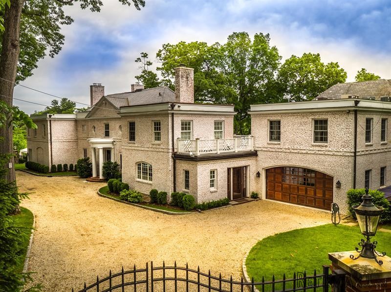 7 bedroom House For Sale: 10 Sheldrake.. - 2